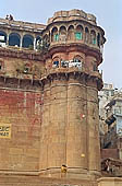 Varanasi - the ghats, Bhopsala  Ghao named after the King of NÁgpur who sponsored the construction of a temple and a palace in 1795.
